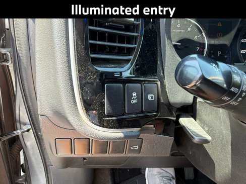 Used 2018 Mitsubishi Outlander SEL image 13