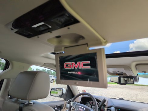 Used 2018 GMC Yukon SLT w/ Open Road Package image 19