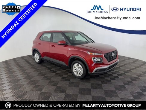 Used 2024 Hyundai Venue SE image 1
