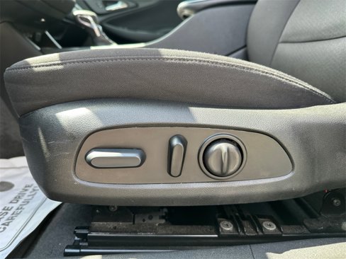 Used 2023 Chevrolet Malibu LT image 25