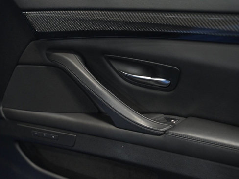 Used 2013 BMW M5 image 26