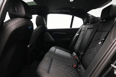 Used 2024 BMW 530i xDrive w/ Premium Package image 29