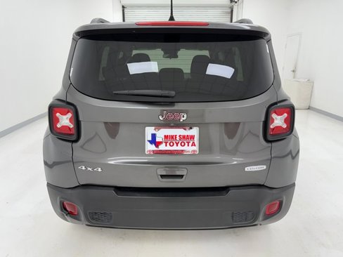 Used 2019 Jeep Renegade Latitude image 39