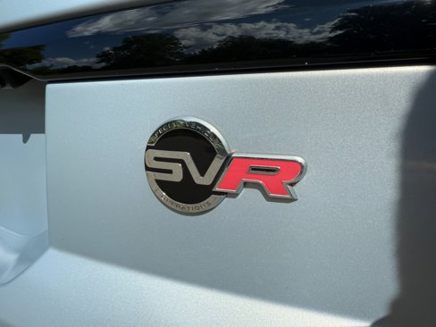 Used 2022 Land Rover Range Rover Sport SVR Carbon Edition image 45