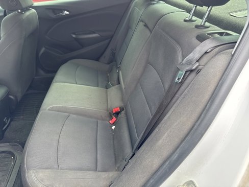 Used 2019 Chevrolet Cruze LT image 11