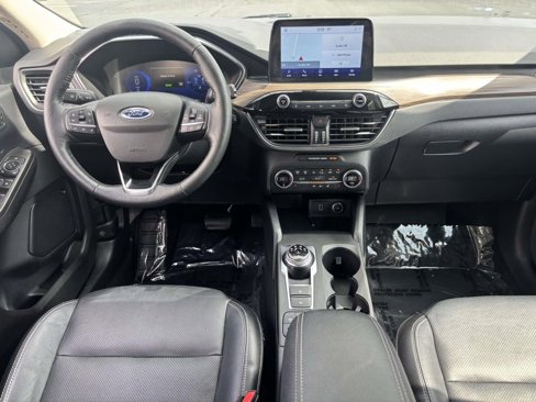 Certified 2020 Ford Escape Titanium image 31