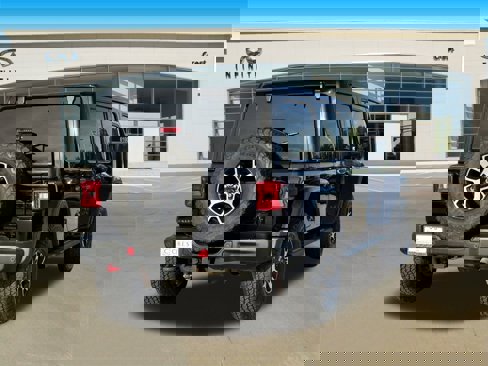 Used 2021 Jeep Wrangler Unlimited Rubicon image 6