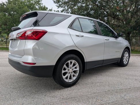 Used 2020 Chevrolet Equinox LS image 9
