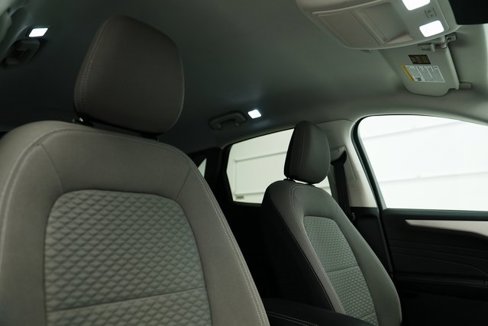 Used 2022 Ford Escape SE image 26