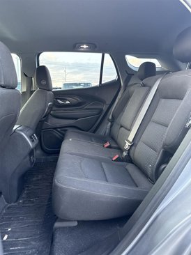 Used 2023 GMC Terrain SLE w/ Driver Convenience Package image 7
