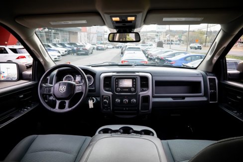 Used 2014 RAM 1500 Express image 30