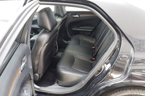 Used 2018 Chrysler 300 C w/ Sun, Sound & Nav Package image 16