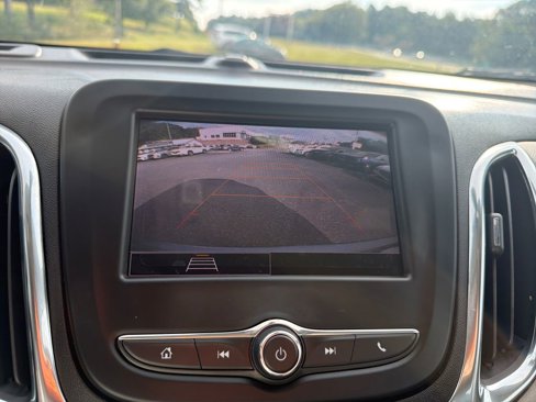 Used 2023 Chevrolet Equinox LS image 25