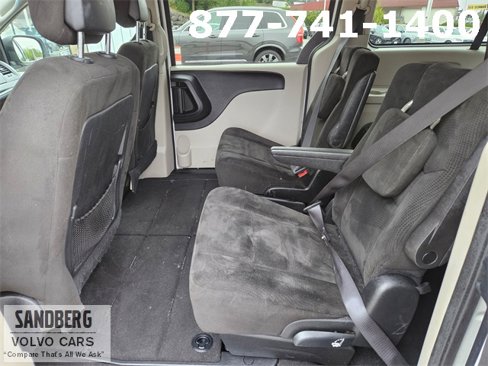 Used 2016 Dodge Grand Caravan SE w/ Quick Order Package 29E SE image 14