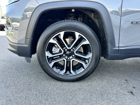 Used 2023 Jeep Compass Limited w/ Sun and Sound Group image 32