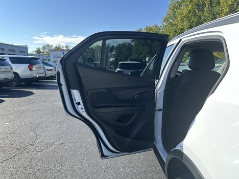 Used 2019 Buick Encore Preferred image 26