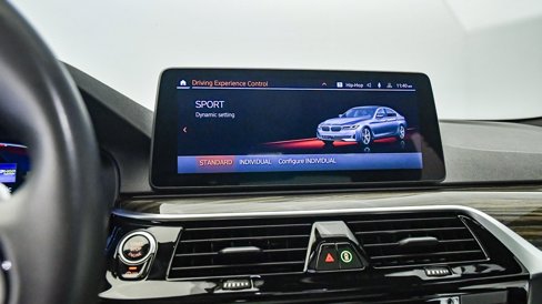 Certified 2021 BMW 530i w/ Convenience Package image 24