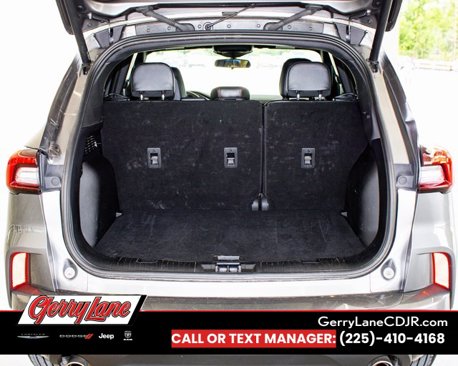 Used 2024 Ford Escape ST-Line w/ Cold Weather Package image 6
