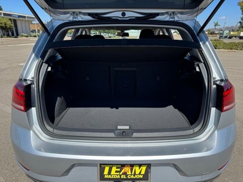 Used 2019 Volkswagen e-Golf SE w/ Driver Assistance Package image 18