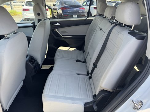 Certified 2024 Volkswagen Tiguan S image 33