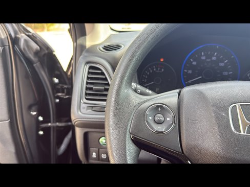 Used 2022 Honda HR-V LX image 13