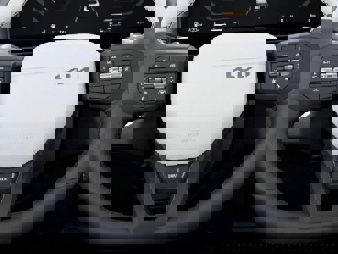New 2025 Kia K4 GT-Line image 22