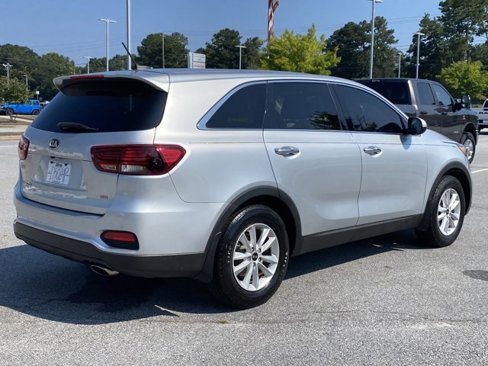 Used 2019 Kia Sorento L image 4