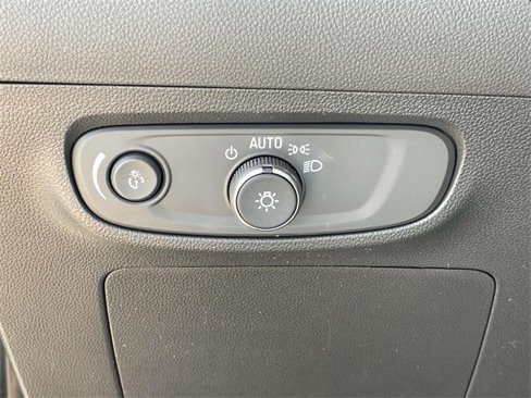 Used 2024 Buick Encore GX Sport Touring w/ Comfort Package image 14
