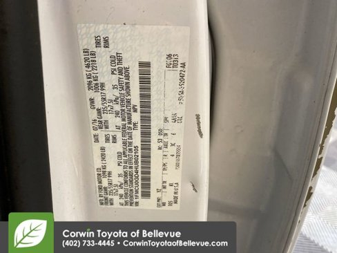 Used 2017 Ford Escape SE image 25