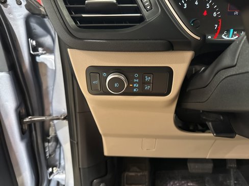 Used 2022 Ford Escape SEL w/ Class II Trailer Tow Package image 18