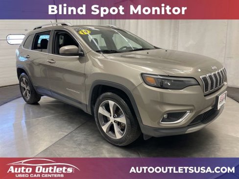 Used 2019 Jeep Cherokee Limited image 1