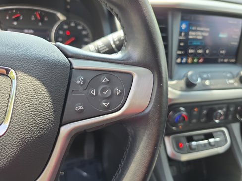 Used 2021 GMC Acadia SLT w/ Elevation Edition image 19