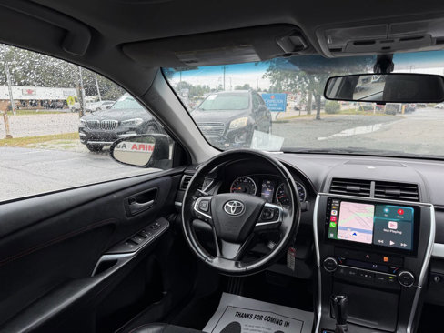 Used 2015 Toyota Camry XSE image 20