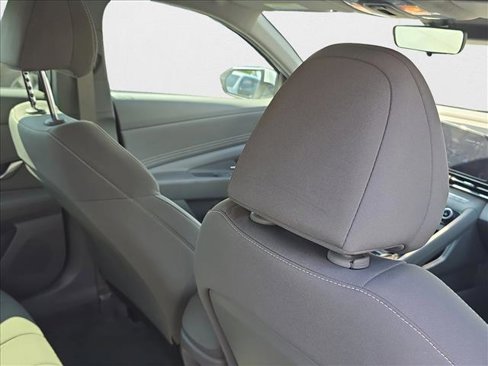 Used 2024 Hyundai Elantra SEL w/ Convenience Package image 21