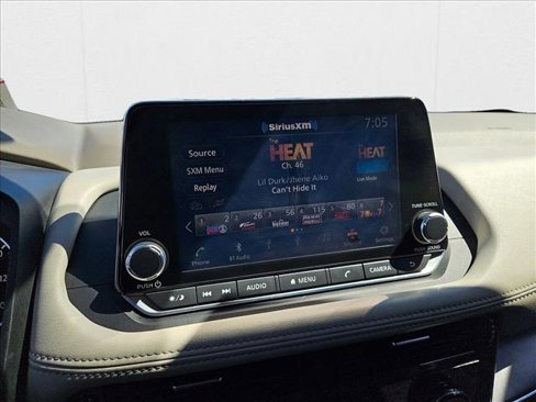 Used 2022 Nissan Rogue SV image 12