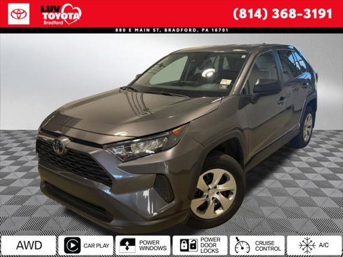 Certified 2022 Toyota RAV4 LE image 1