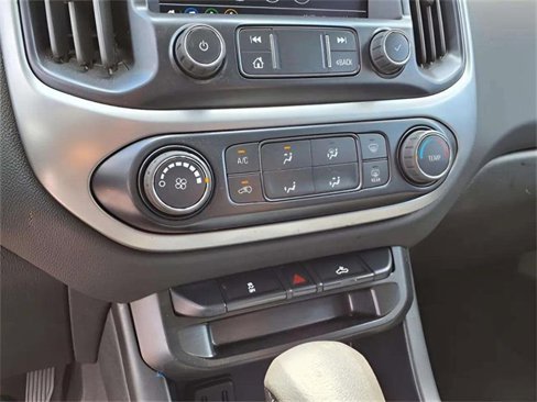 Used 2022 Chevrolet Colorado LT w/ LT Convenience Package image 18
