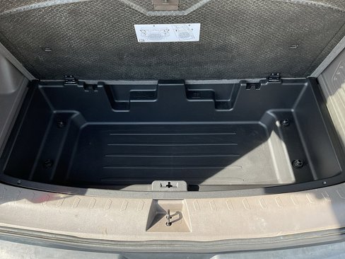 Used 2020 Chevrolet Traverse LT w/ LT Premium Package image 45