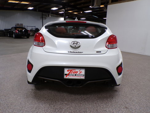 Used 2015 Hyundai Veloster Turbo R-Spec image 4