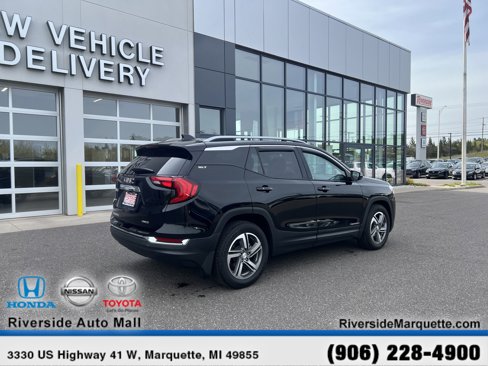 Used 2021 GMC Terrain SLT w/ Infotainment Package II image 22