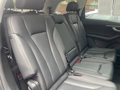 Used 2022 Audi Q7 Premium Plus image 27