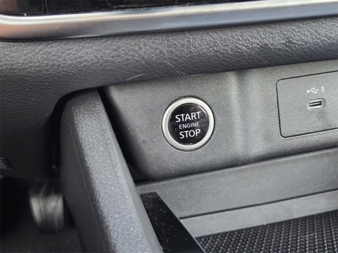 Used 2021 Nissan Rogue SV w/ Premium Package image 19