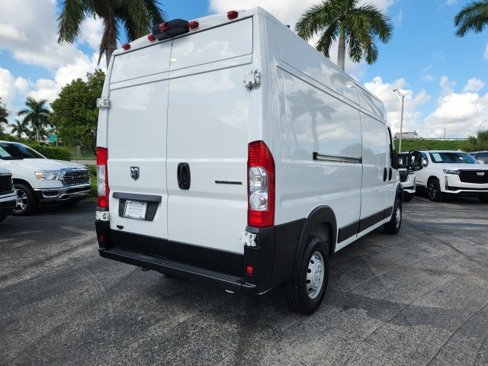 Used 2023 RAM ProMaster 2500 image 7