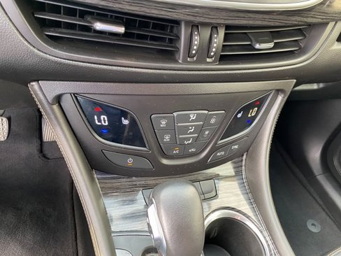 Used 2017 Buick Envision Essence image 26