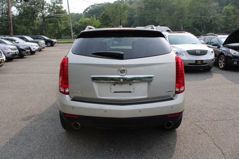 Used 2013 Cadillac SRX Luxury image 9