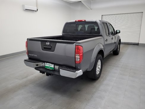Used 2018 Nissan Frontier SV image 9