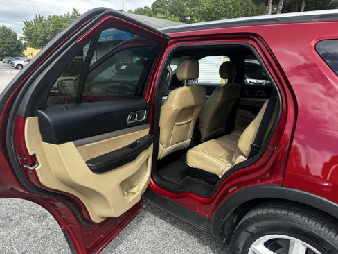 Used 2016 Ford Explorer XLT w/ Equipment Group 202A image 13