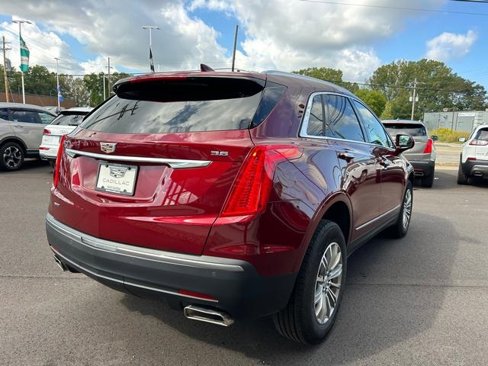 Used 2018 Cadillac XT5 Luxury w/ Driver Awareness Package image 3
