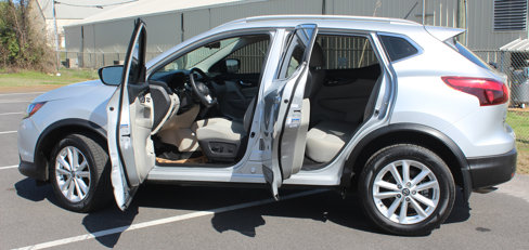 Used 2019 Nissan Rogue Sport SV image 4