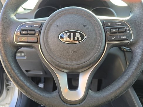 Used 2017 Kia Optima LX image 32